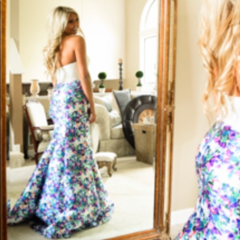 Sherri Hill Prom Dress